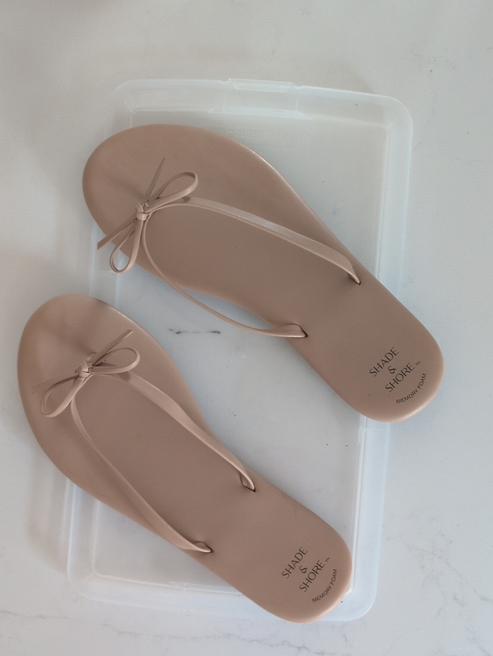 Shade & Shore Women’s Nude Bow Thong Sandals